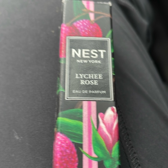 Nest Lychee Rose - Picture 1 of 3